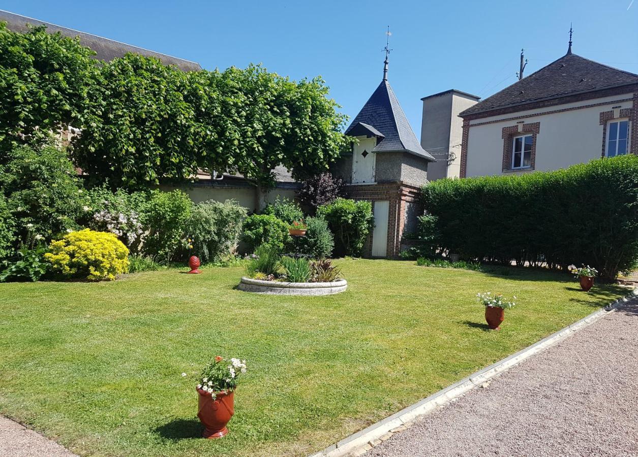 Le Clos Saint-Germain Rugles Kültér fotó