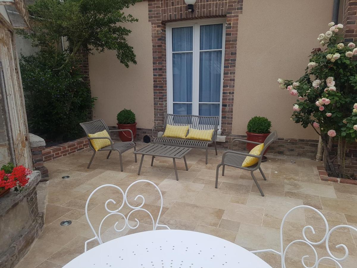 Le Clos Saint-Germain Rugles Kültér fotó
